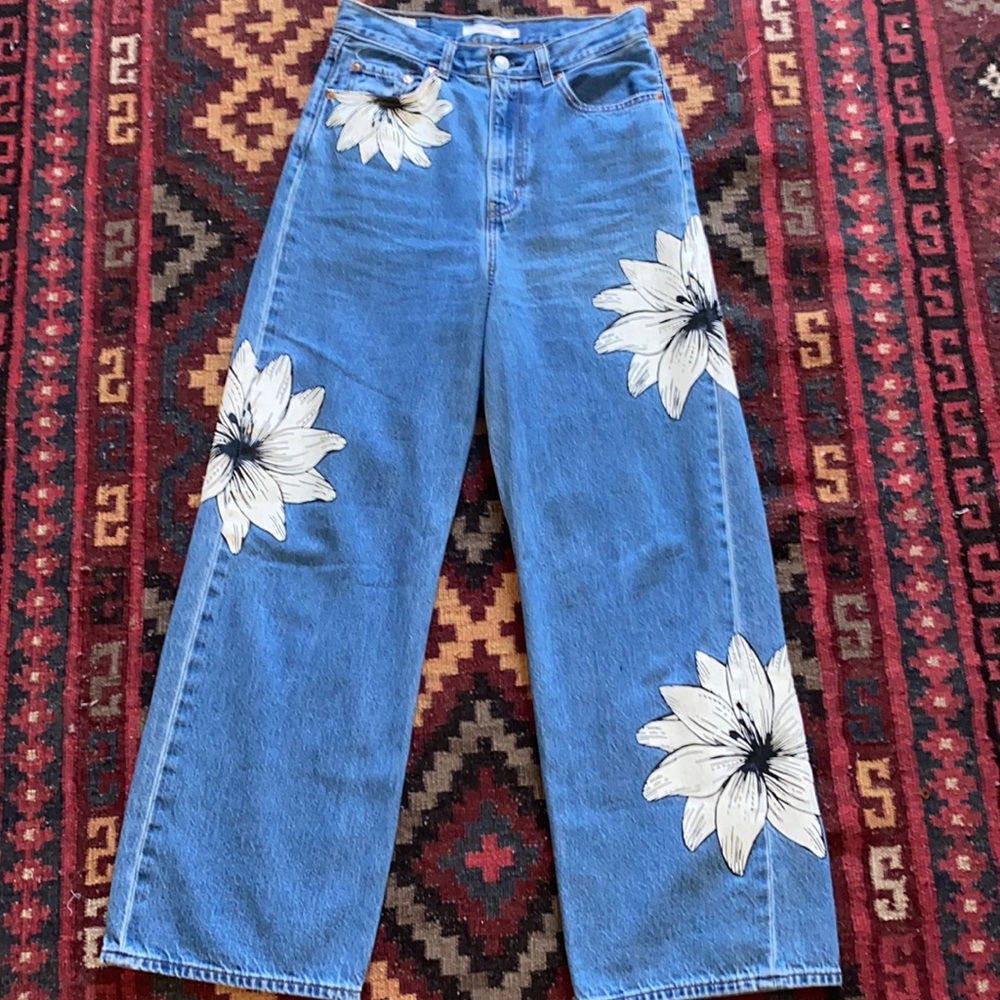 Levi’s High Loose Jeans